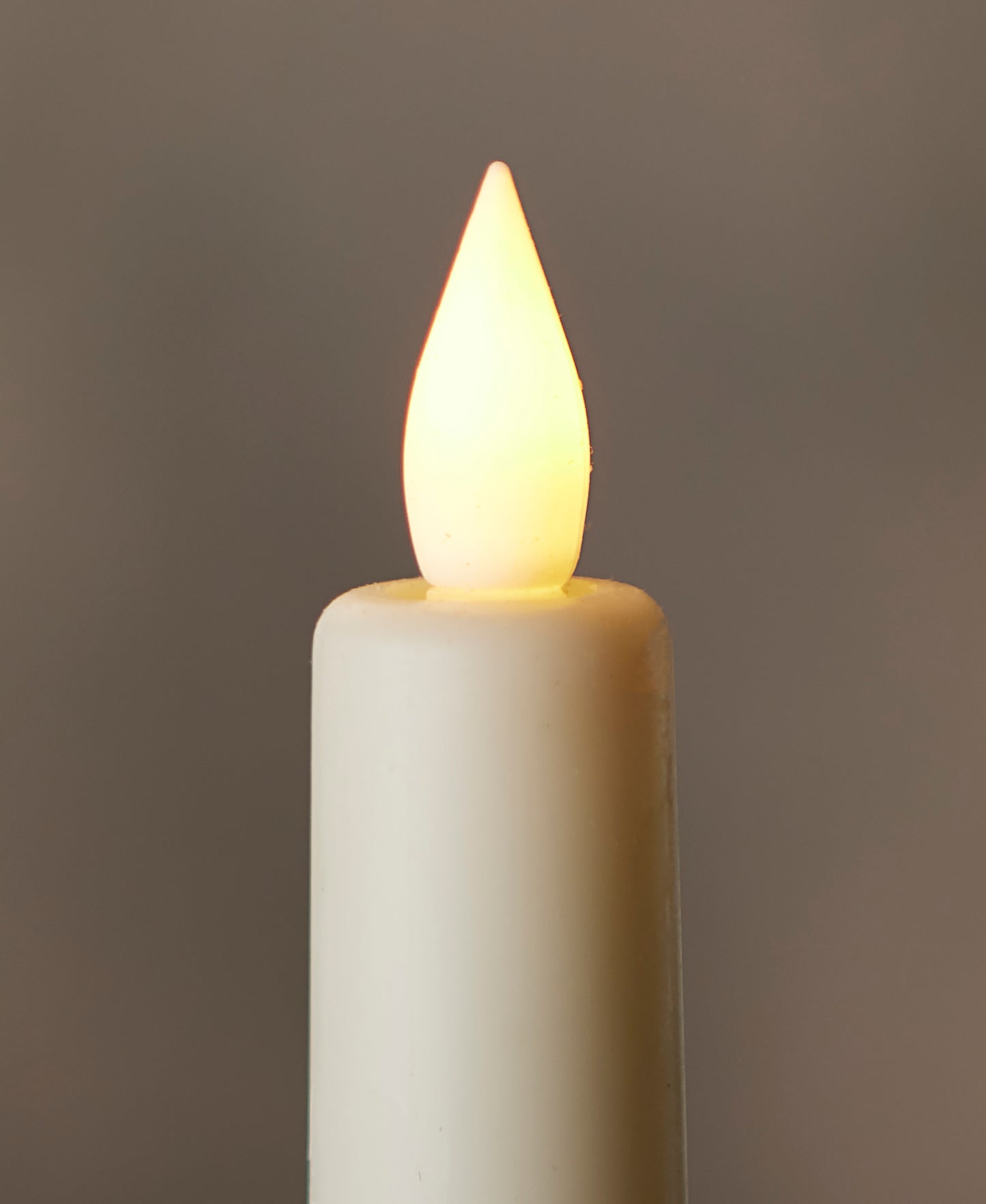 Sutton Fluted Motion Flameless Taper Candle 1 x 9.75