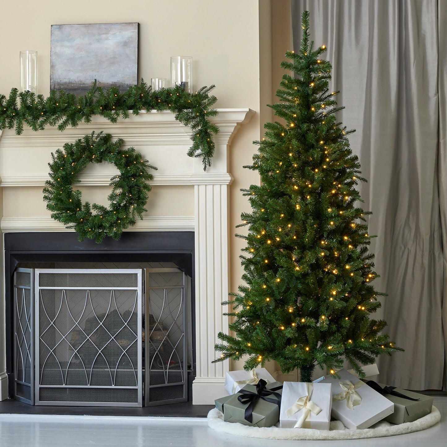 Valley Pine 24in Pre-Lit Wreath, Battery Operated