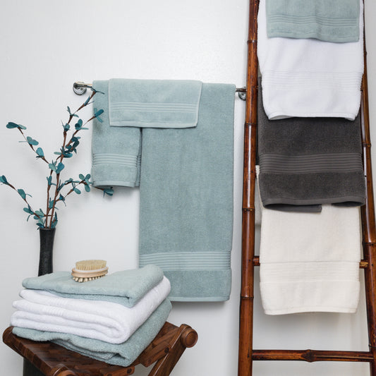 Signature Cotton Towels & Washcloths