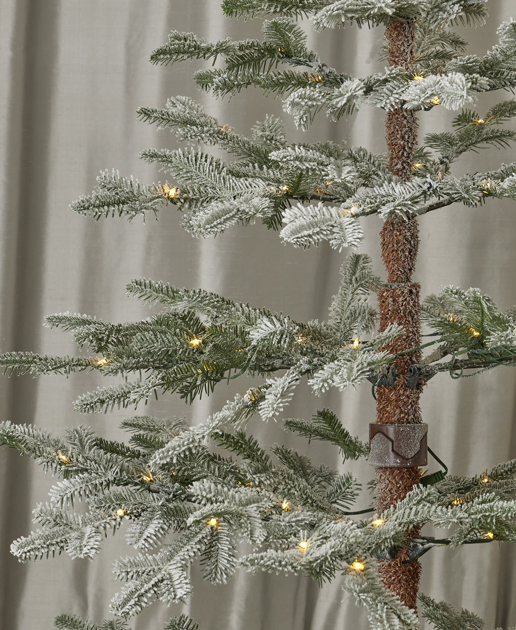 Sierra Pine Lightly Flocked Tree