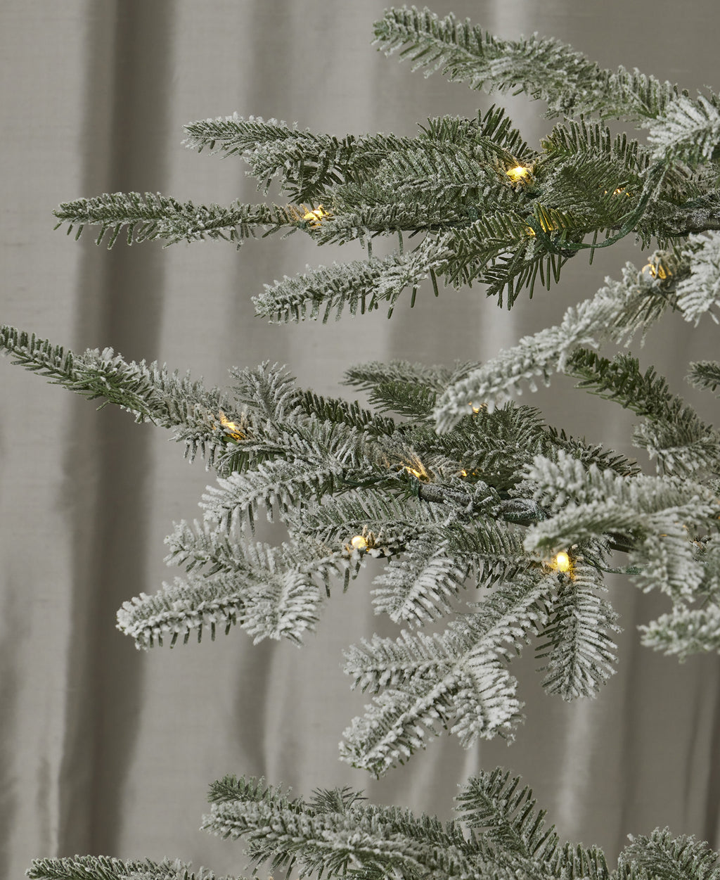 Sierra Pine Lightly Flocked Tree
