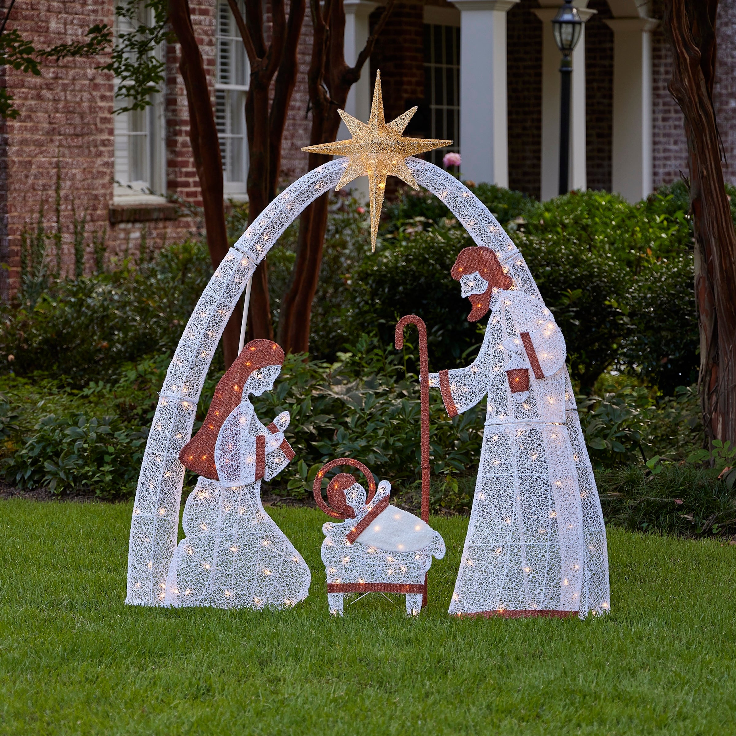 Medium White popular Outdoor Nativity Scene