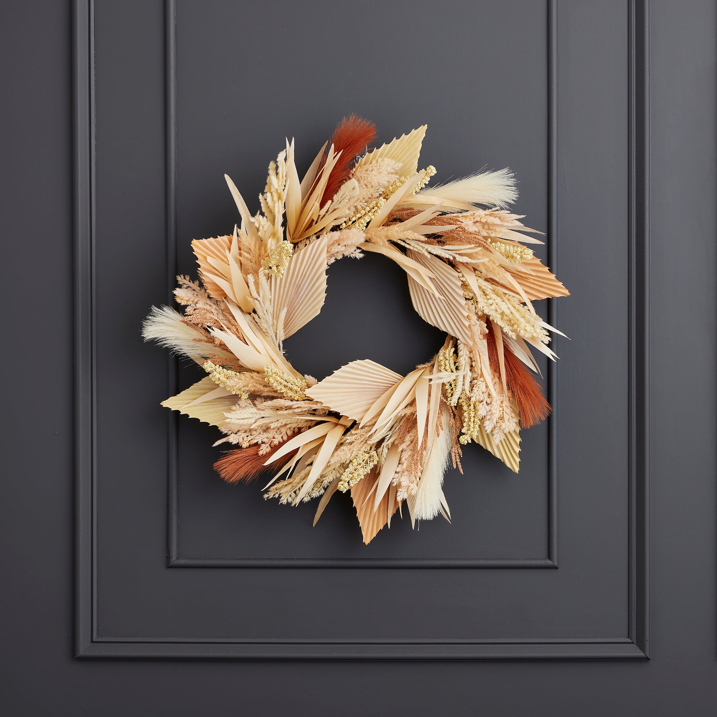 Pampas and Palm 24" Wreath