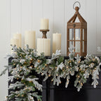 Dandan Flocked Pine 9ft Garland (plug in)