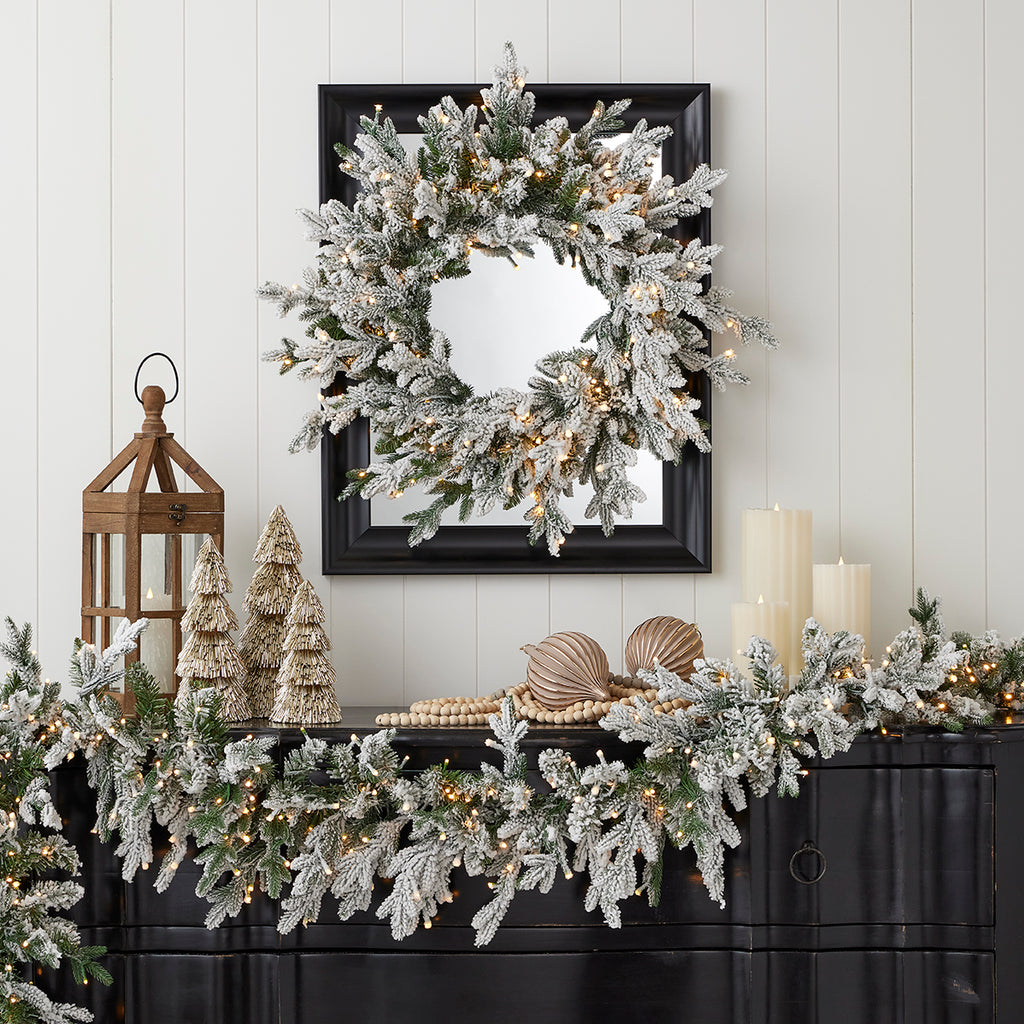Dandan Flocked Pine 9ft Garland (plug in)