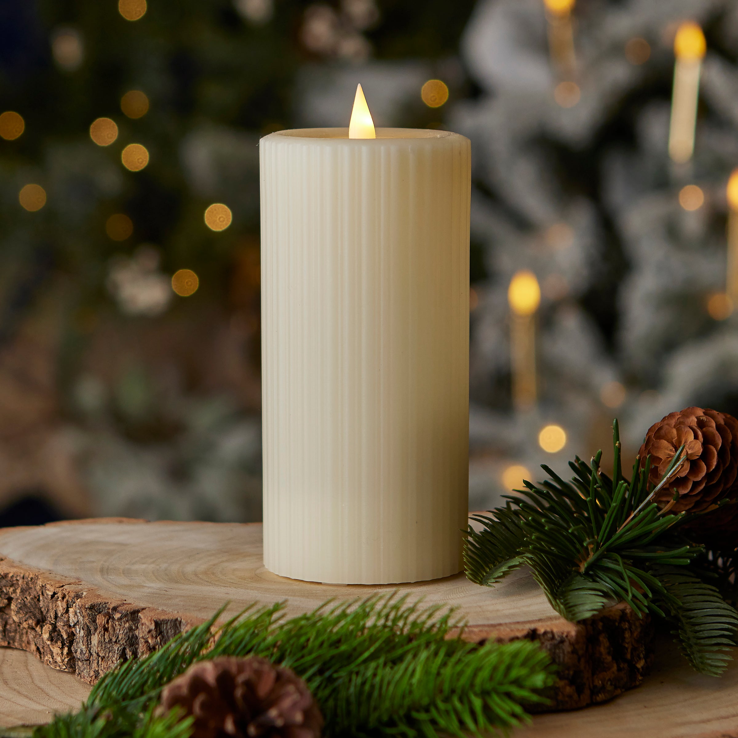 Fine Ribbed Motion Flameless Candle