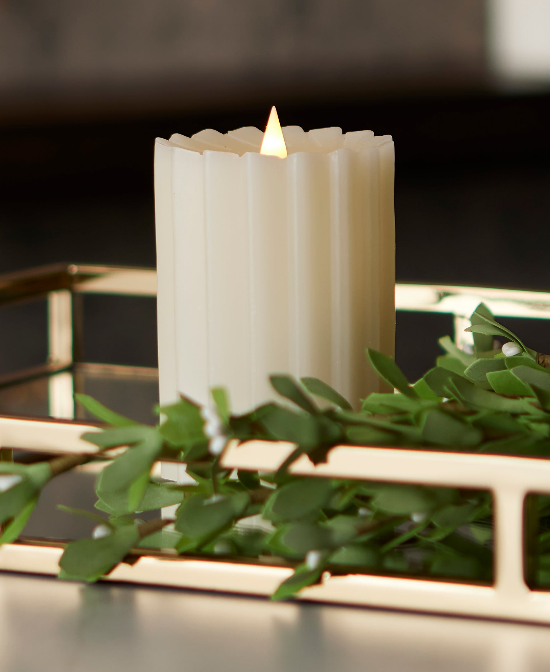 Sutton Fluted Motion Flameless Candle