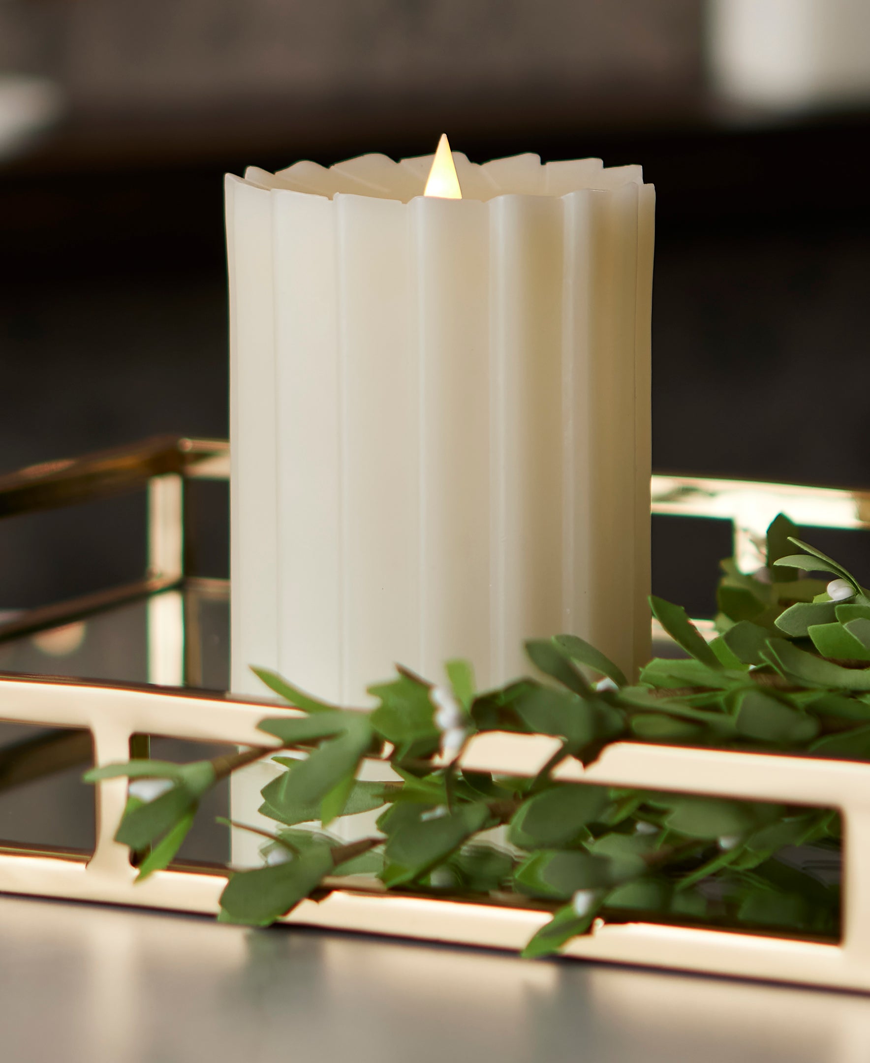 Sutton Fluted Motion Flameless Candle