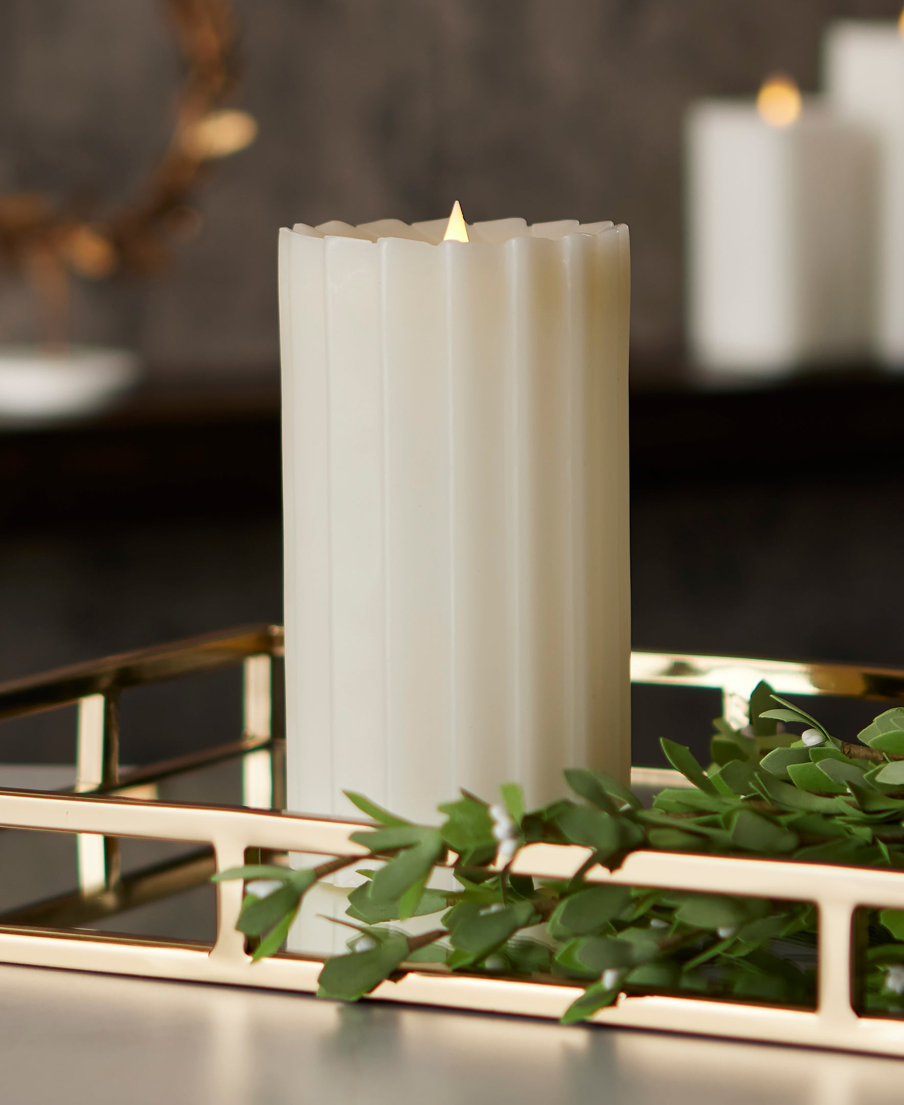 Sutton Fluted Motion Flameless Candle