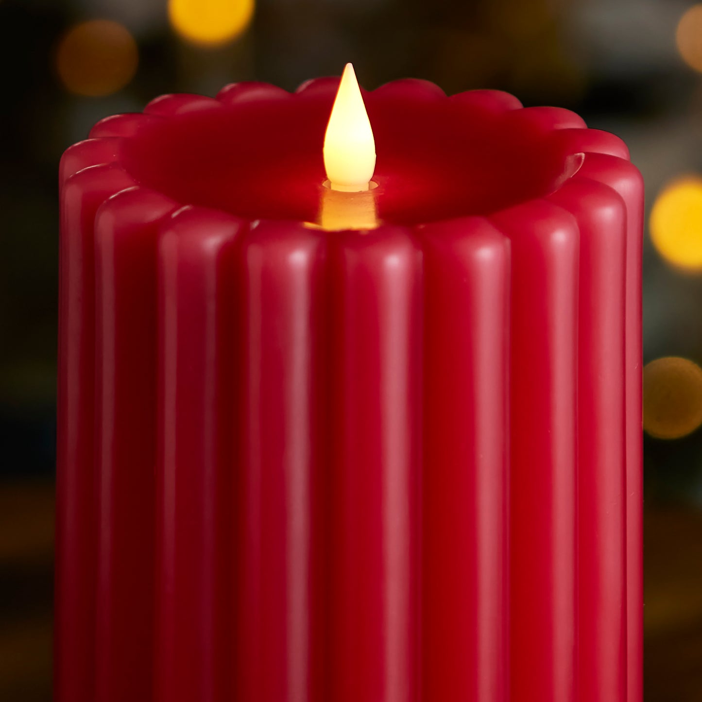 Wide Ribbed Motion Flameless Candle