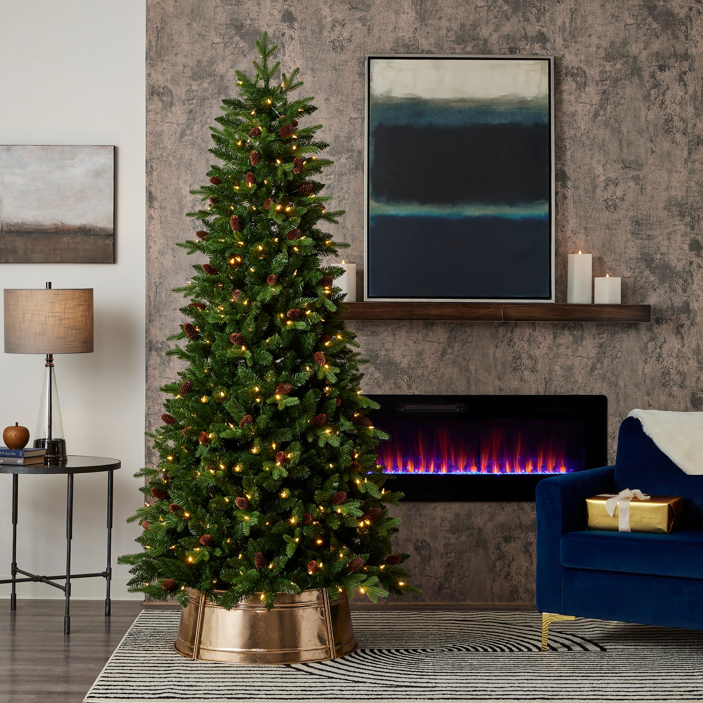 Canyon Ranch Fir Pre-Lit Tree with Warm White LED Lights and Pinecones