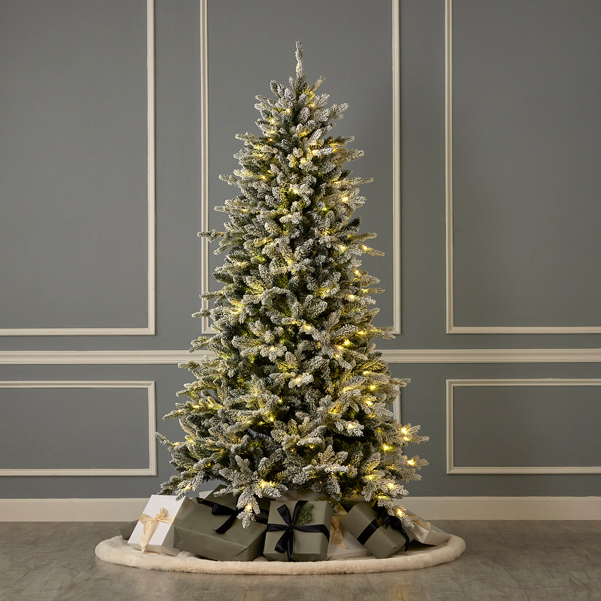 Bluffton Flocked Pine Tree