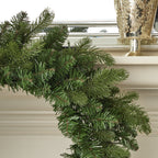 Palmetto Pine 24in Wreath Pre-lit with 50 Dual LED lights and 9 Functions (Battery-Operated)