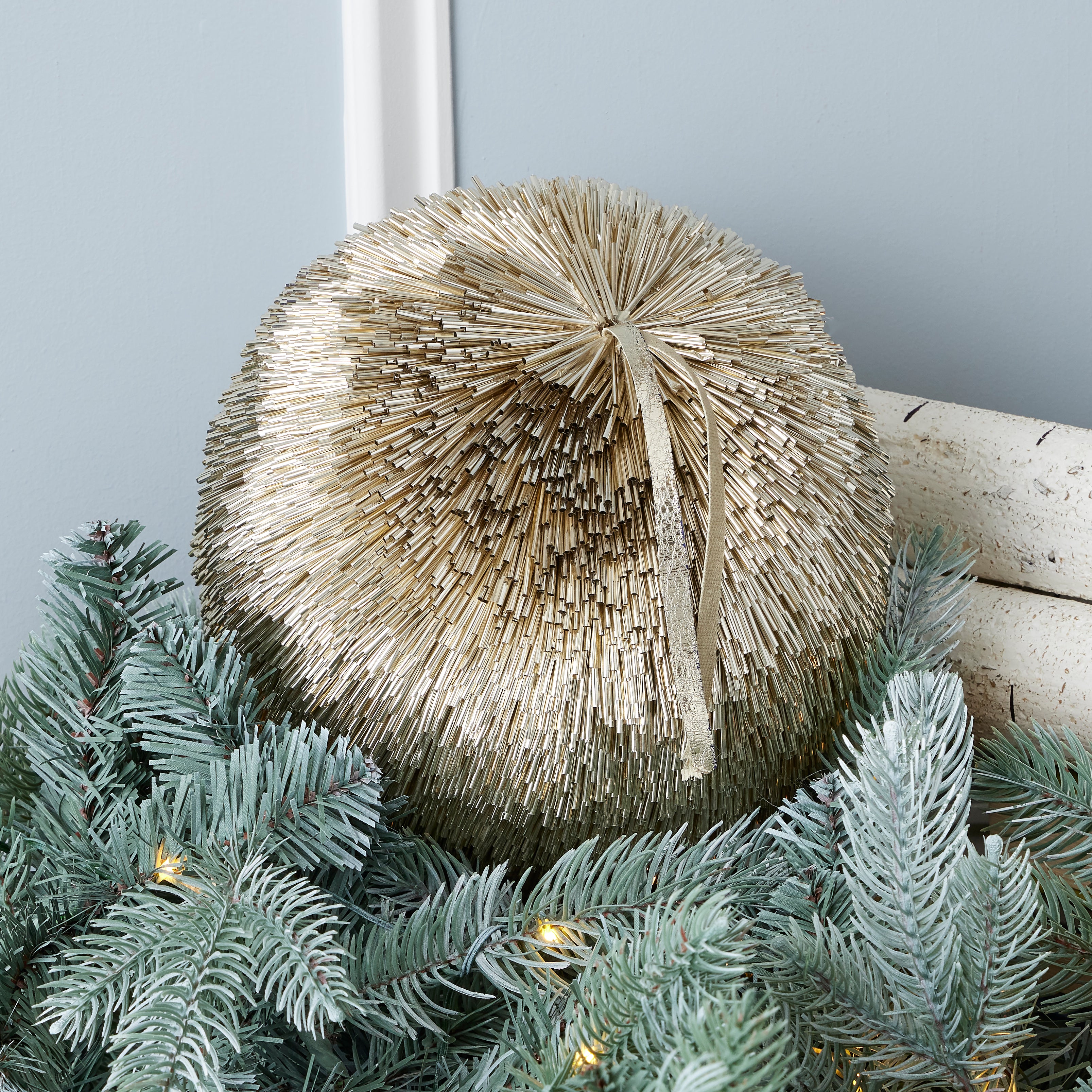 Pipa 8" Ornament Set of 2