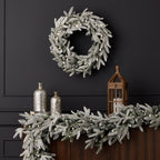 Royal Oaks Flocked Fir 9ft Garland (plug in)