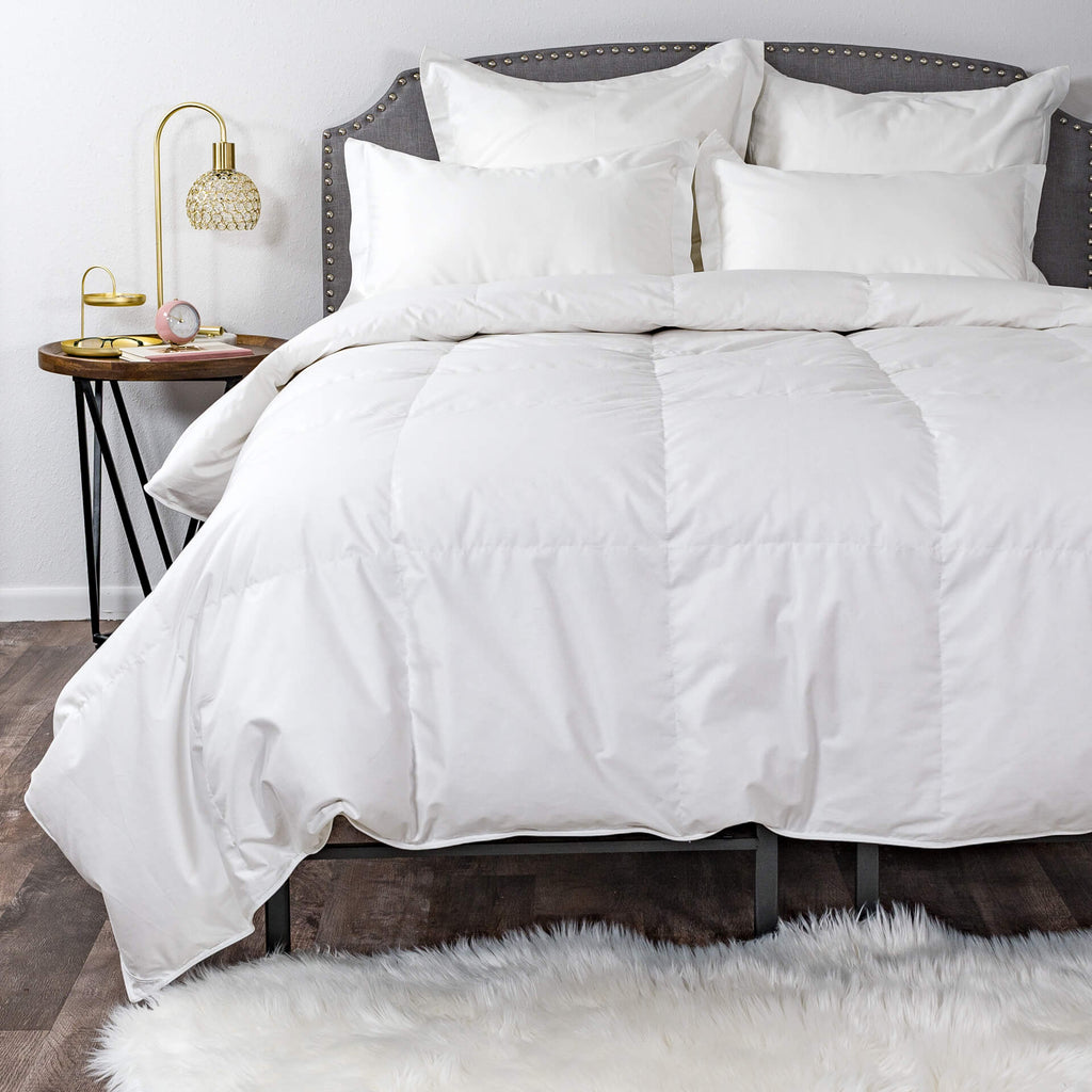 Medium Warmth Signature Baffled Down Comforter